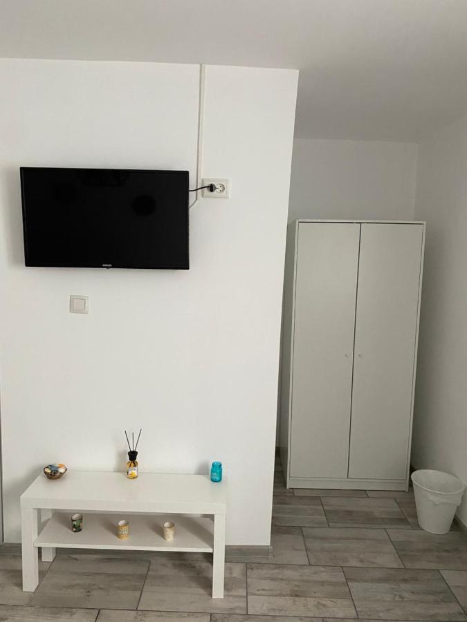 كوربو Camere De Inchiriat David Casa David المظهر الخارجي الصورة