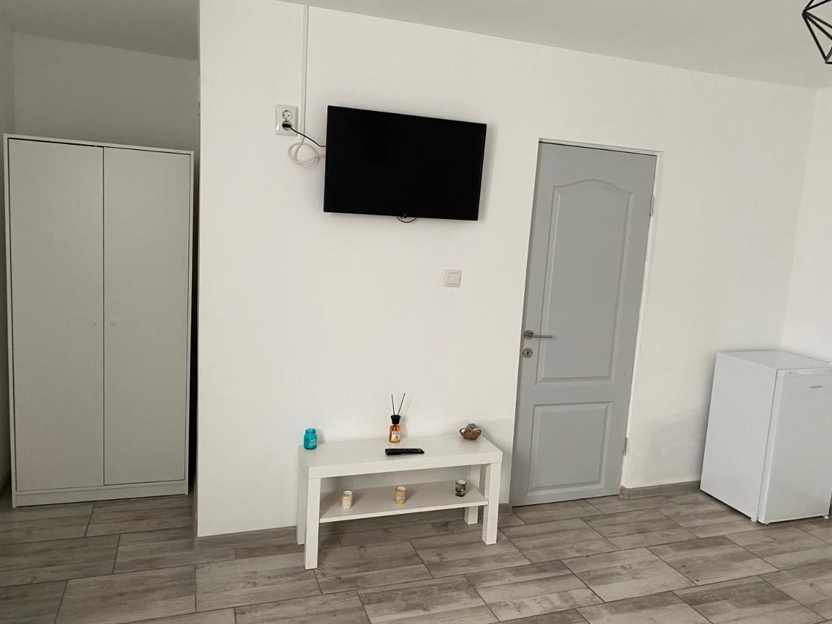 كوربو Camere De Inchiriat David Casa David المظهر الخارجي الصورة