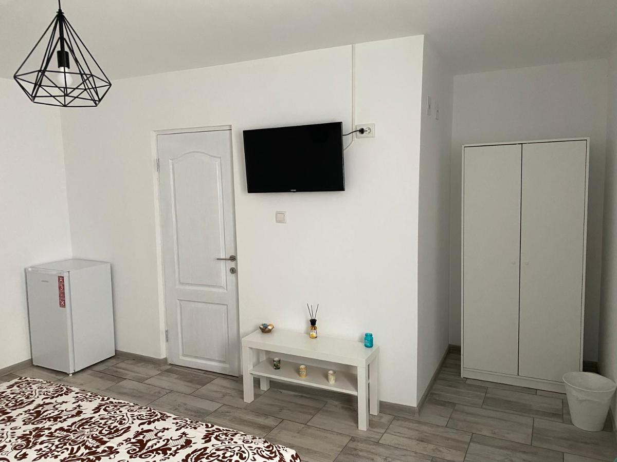 كوربو Camere De Inchiriat David Casa David المظهر الخارجي الصورة